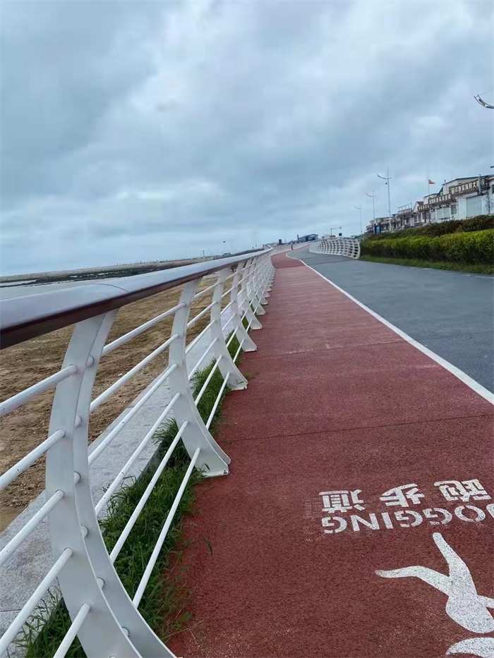 人行道（dào）護欄